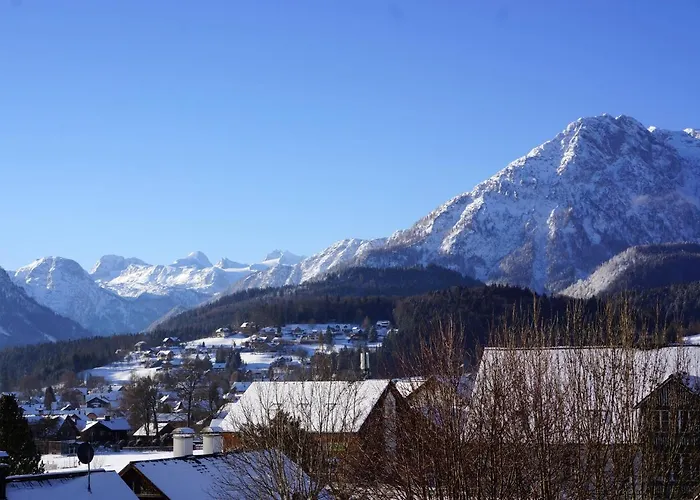 Altes Pfarrhaus * التوسي