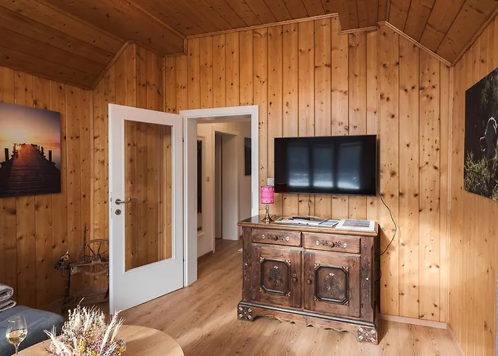 Altes Pfarrhaus * التوسي