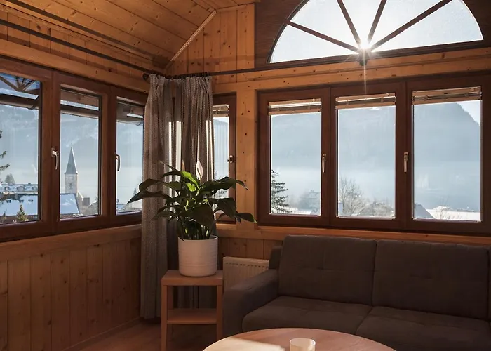 Altes Pfarrhaus التوسي