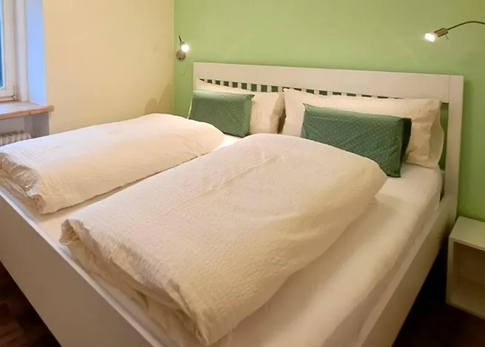 Altes Pfarrhaus التوسي